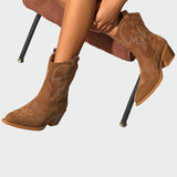 Madeleine Elegante Western Stiefelette aus echtem Leder