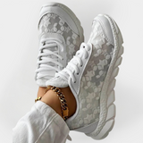 Luftige orthopädische Schuhe