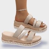 Bequeme Plattformen aus Premium-Materialien
