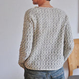 Victoria | Eleganter grauer Pullover mit U-Ausschnitt