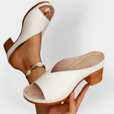 Orthopädische Sandalen mit dicker Sohle