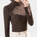 Veronika – Eleganter Pullover mit taillierter Passform