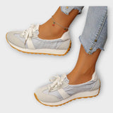 Elegante Sportschuhe im klassischen Stil