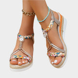Sandalen mit bequemer Sohle und Plattform