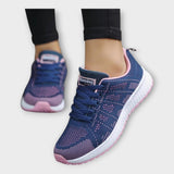 Strick-Sportschuhe mit rutschfester Sohle