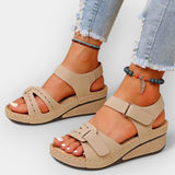 Stylische offene Sandale