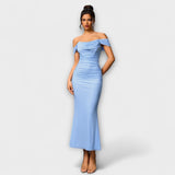 Ione - Figurbetontes Kleid mit schulterfreien und Raffung