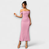 Ione - Figurbetontes Kleid mit schulterfreien und Raffung