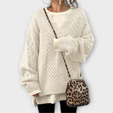 Pullover aus grob gestricktem Material mit Zopfmuster