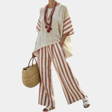 Rosalinda | Elegante Haut mit rustikalen Streifen und cremefarbener Hose