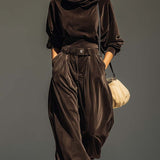 Jeanne | Der Look Lounge Chic