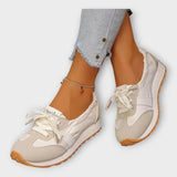 Elegante Sportschuhe im klassischen Stil