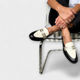 Xara™ | Schwarze Loafers mit Metallglanz