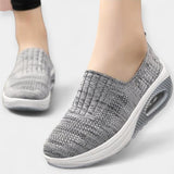 Bequeme und einfache Schuhe