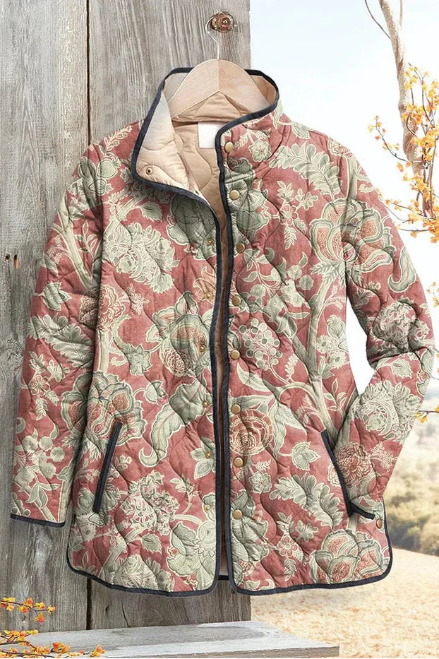 Steppjacke Altrosa mit Ornamentmuster, kontrastfarbener Umrandung und Druckknöpfen