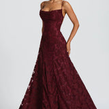 Lucina | Elegantes Maxikleid mit zeitloser Raffinesse