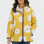 Almuth™ Steppjacke gelb mit weißen Margeriten, durchgehender Reißverschluss, wattiert