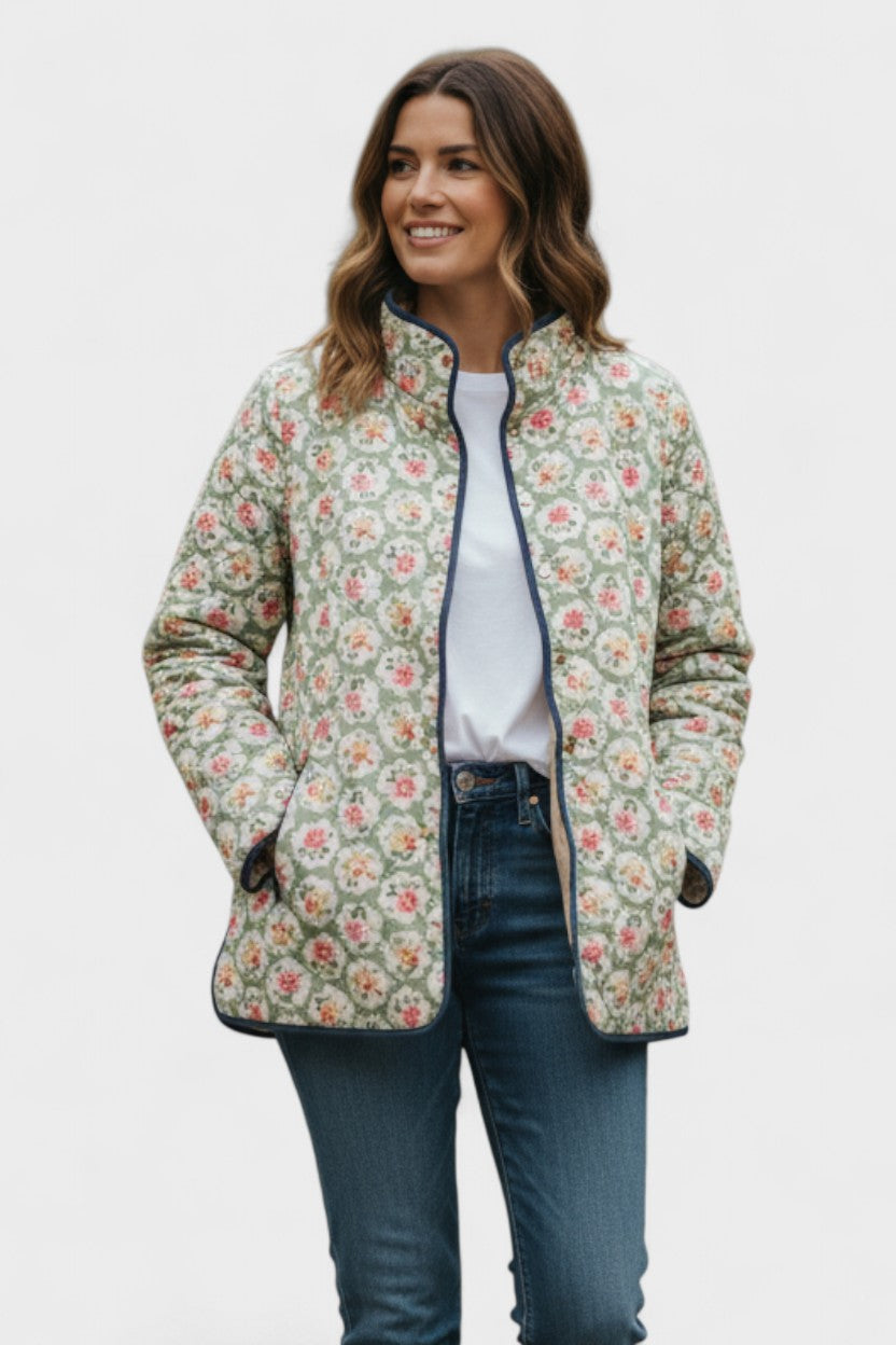 Traudel™ Steppjacke mit Rosenmuster in Salbeigrün, Reißverschluss vorn